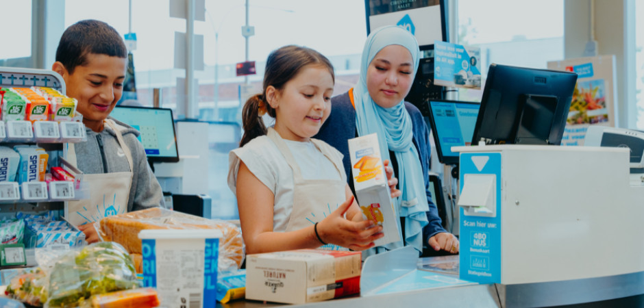 Basisschool leerlingen nemen meer dan 80 Albert Heijn-winkels over tijdens Talentenstage
